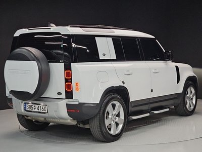 LAND ROVER DEFENDER - 2
