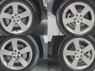 LAND ROVER DEFENDER - 6