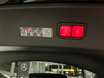 MERCEDES-BENZ GLC - 10