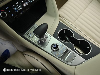 2023 Genesis G70 photo 9