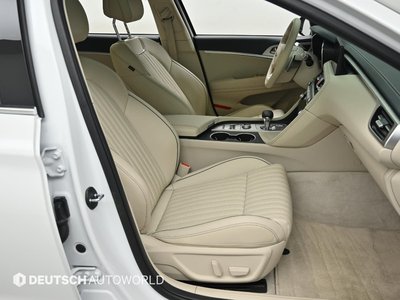 2023 Genesis G70 photo 10