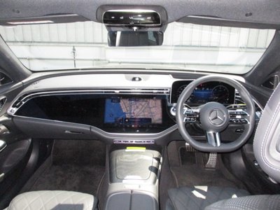 MERCEDES-BENZ E-CLASS - 8