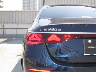 MERCEDES-BENZ E-CLASS - 7