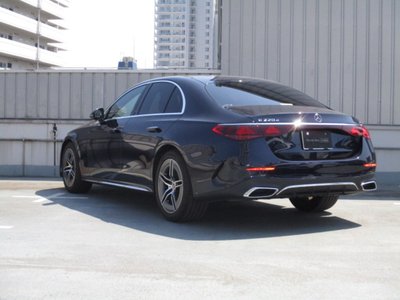MERCEDES-BENZ E-CLASS - 4