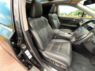 LEXUS RX - 8