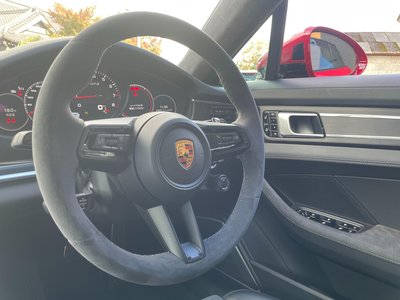 PORSCHE PANAMERA - 10