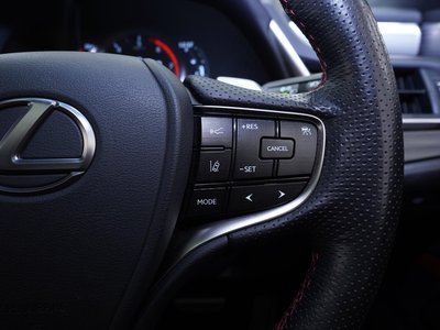 2020 Lexus ES 缩略图 24