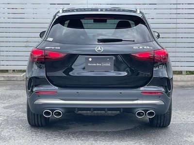 MERCEDES-BENZ GLA - 7