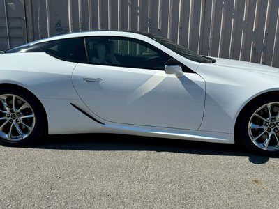 صورة مصغرة 24 لـ 2017 Lexus LC