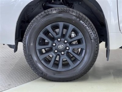 TOYOTA LAND CRUISER PRADO - 8