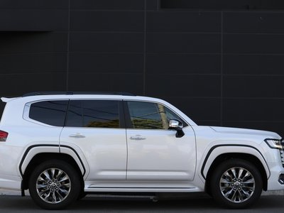 2024 Toyota LAND CRUISER 300 缩略图 11