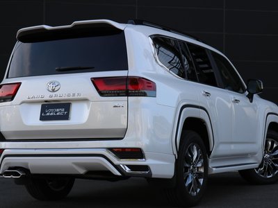 TOYOTA LAND CRUISER 300 - 9