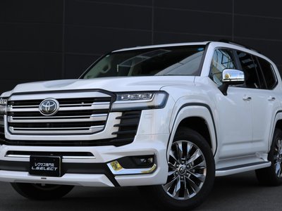 TOYOTA LAND CRUISER 300 - 1