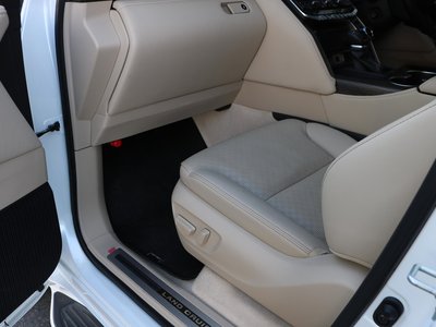 2024 Toyota LAND CRUISER 300 缩略图 16