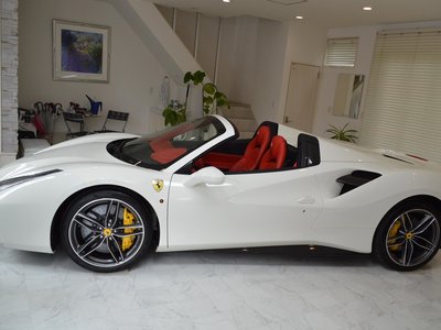 FERRARI 488 SPIDER - 9