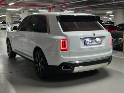 ROLLS-ROYCE CULLINAN - 7