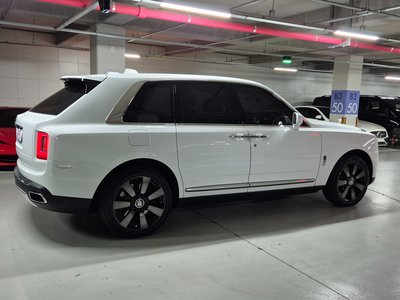 ROLLS-ROYCE CULLINAN - 3