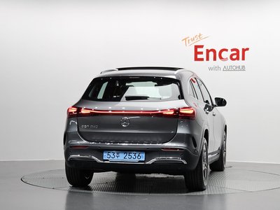 MERCEDES-BENZ EQA - 3