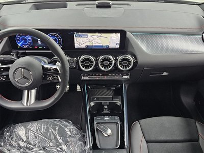 MERCEDES-BENZ EQA - 5