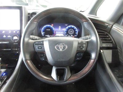 2024 Toyota ALPHARD photo 9