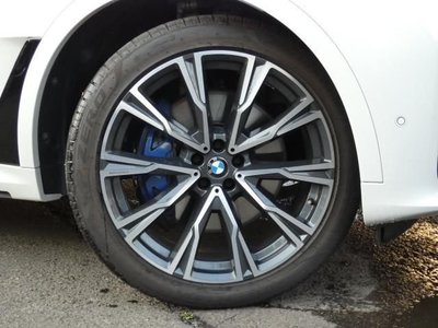BMW X7 - 8