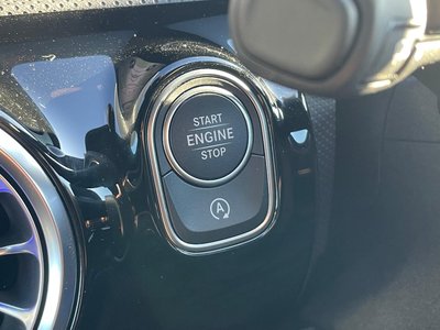 MERCEDES-BENZ A-CLASS - 8