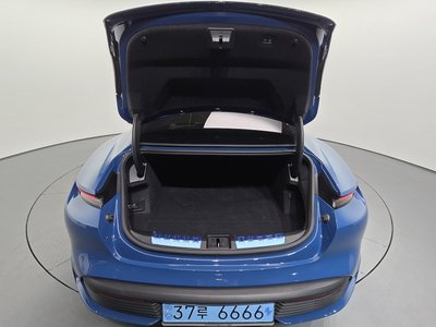 2021 Porsche TAYCAN 缩略图 25