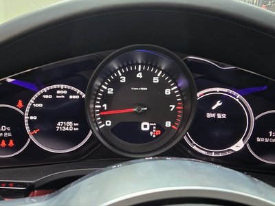 PORSCHE CAYENNE - 10