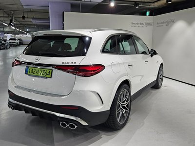 2025 Mercedes-BENZ GLC 照片 3