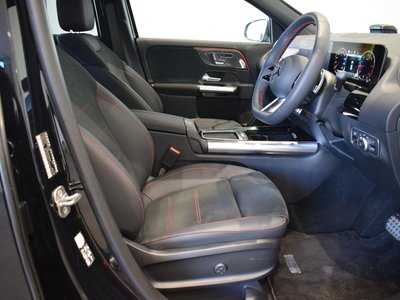 MERCEDES-BENZ GLA - 7