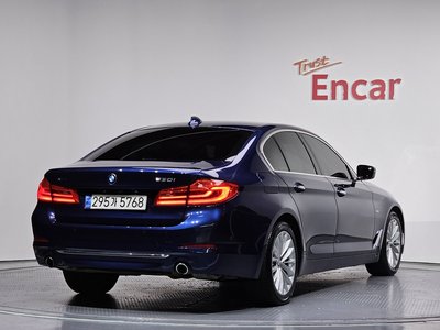 BMW 5 SERIES - 3