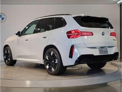 2025 BMW X3 照片 2