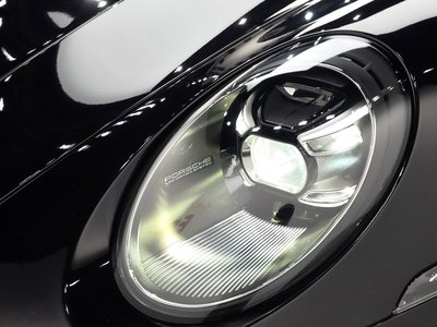 PORSCHE 911 - 9