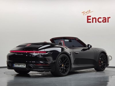 PORSCHE 911 - 4