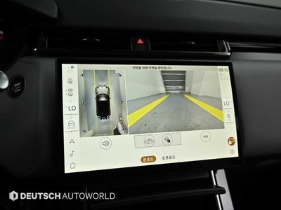 2025 LAND Rover RANGE ROVER VELAR thumbnail 15