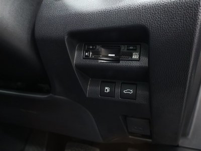 2025 Toyota CROWN CROSSOVER 缩略图 18