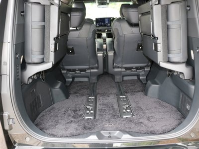 صورة مصغرة 15 لـ 2024 Lexus LM