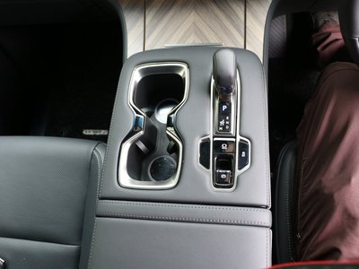 صورة مصغرة 31 لـ 2024 Lexus LM