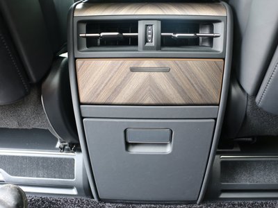 صورة مصغرة 38 لـ 2024 Lexus LM