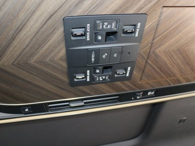صورة مصغرة 44 لـ 2024 Lexus LM