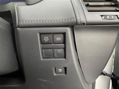 TOYOTA ALPHARD - 10