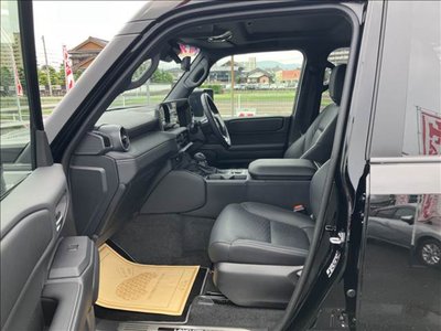 TOYOTA LAND CRUISER 250 - 5