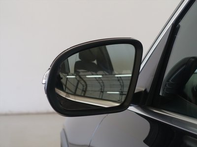 MERCEDES-BENZ GLB - 10