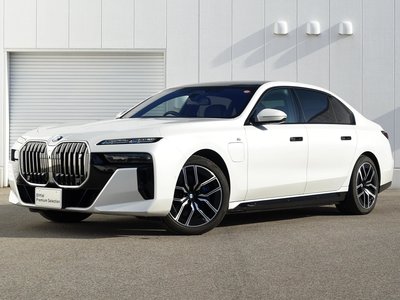 BMW I7 - 2