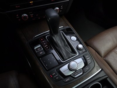 AUDI A6 - 9