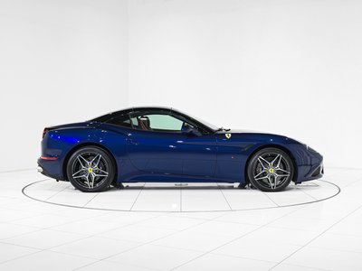 صورة مصغرة 32 لـ 2016 Ferrari CALIFORNIA T