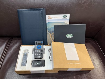 LAND ROVER DEFENDER - 6