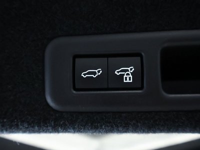 LEXUS RX - 8