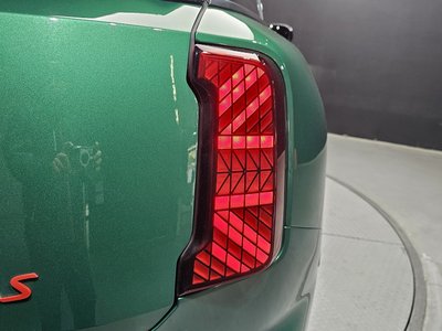 MINI COUNTRYMAN - 10