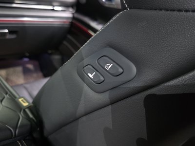 2020 Genesis GV80 thumbnail 29
